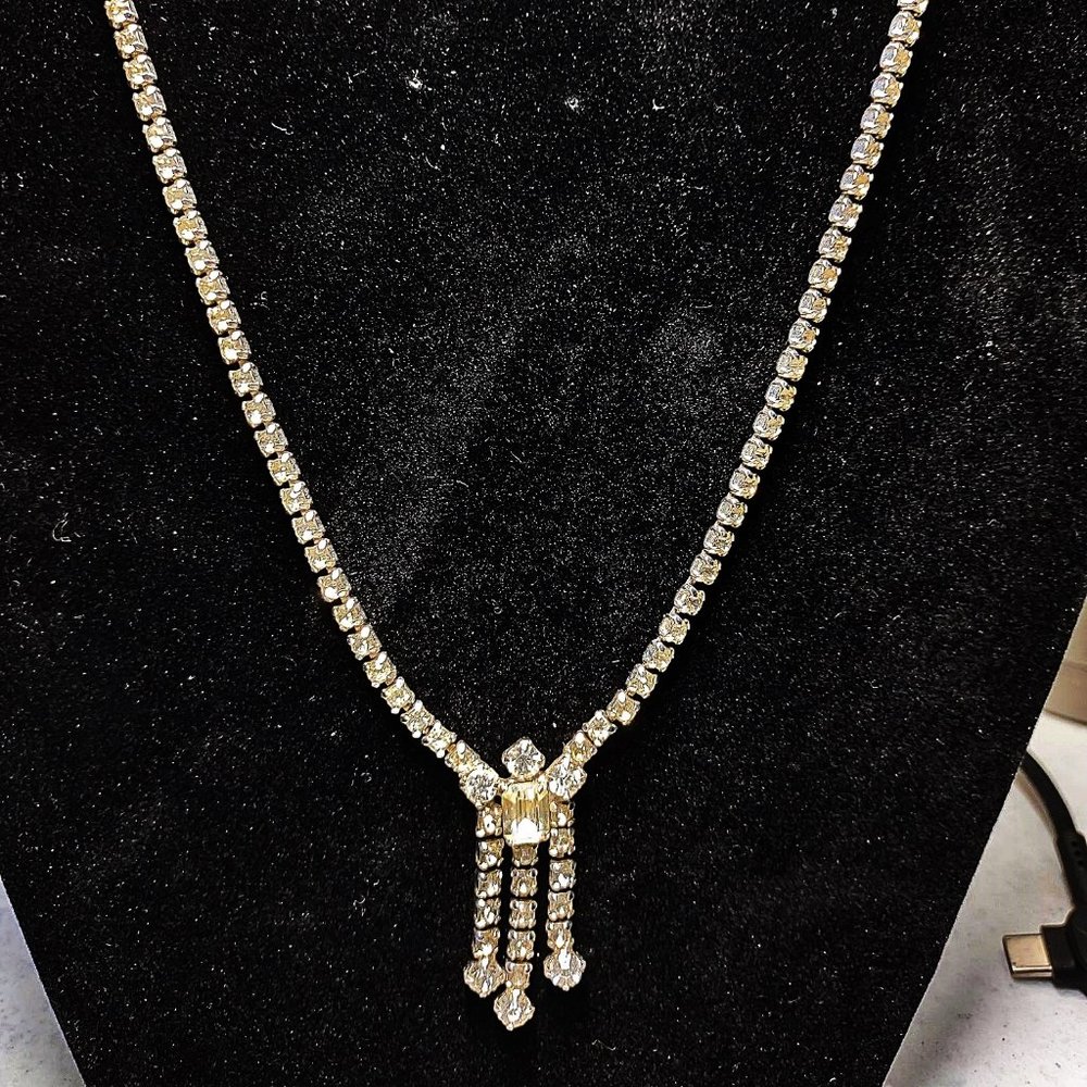 Vintage Rhinestone Necklace